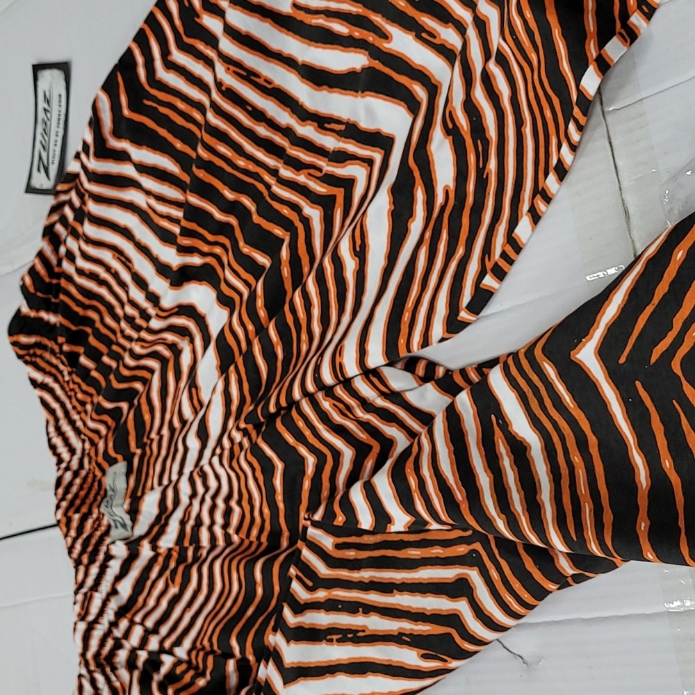 BUY 1 GET 1 FREE ZUBAZ - Picture 4 of 6